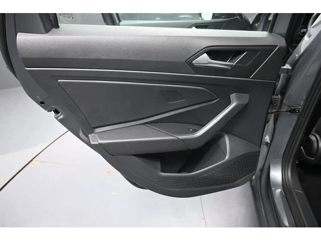 SEMINUEVOS VOLKSWAGEN Jetta a Estados en autogozo