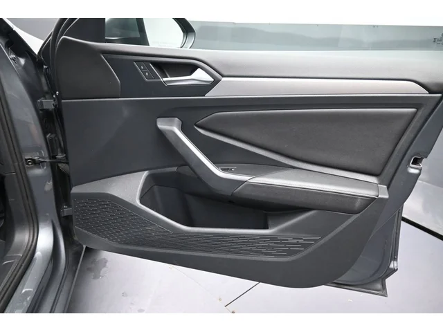 SEMINUEVOS VOLKSWAGEN Jetta a Estados en autogozo