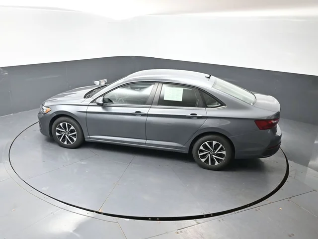 SEMINUEVOS VOLKSWAGEN Jetta a Estados en autogozo