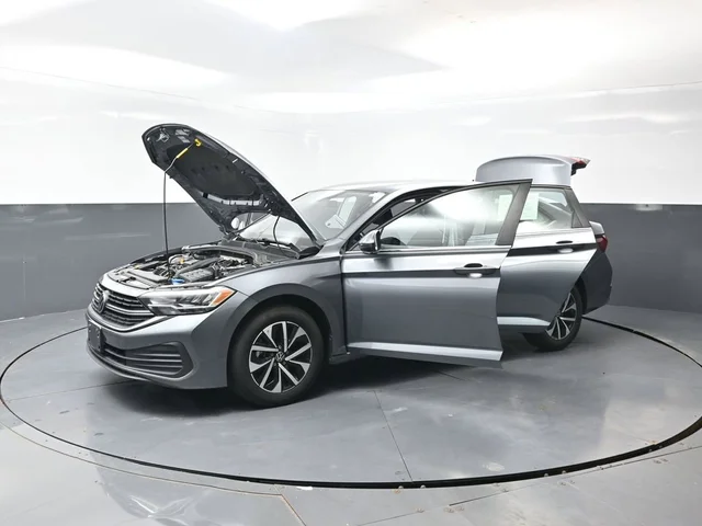 SEMINUEVOS VOLKSWAGEN Jetta a Estados en autogozo