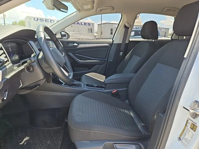 SEMINUEVOS VOLKSWAGEN Jetta a Estados en autogozo