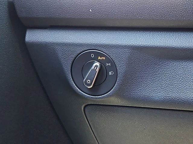 SEMINUEVOS VOLKSWAGEN Jetta a Estados en autogozo