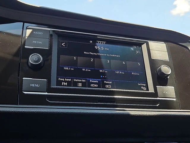 SEMINUEVOS VOLKSWAGEN Jetta a Estados en autogozo