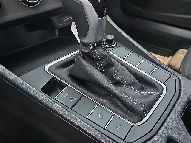 SEMINUEVOS VOLKSWAGEN Jetta a Estados en autogozo