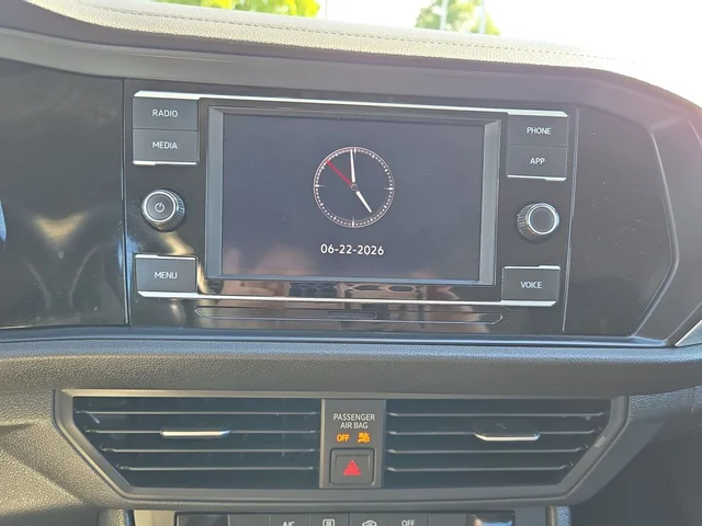 SEMINUEVOS VOLKSWAGEN Jetta a Estados en autogozo