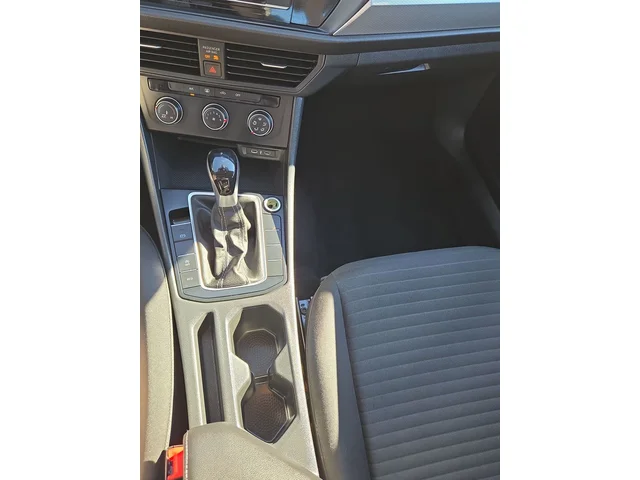 SEMINUEVOS VOLKSWAGEN Jetta a Estados en autogozo