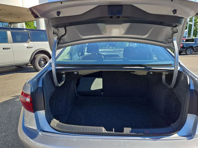 SEMINUEVOS VOLKSWAGEN Jetta a Estados en autogozo