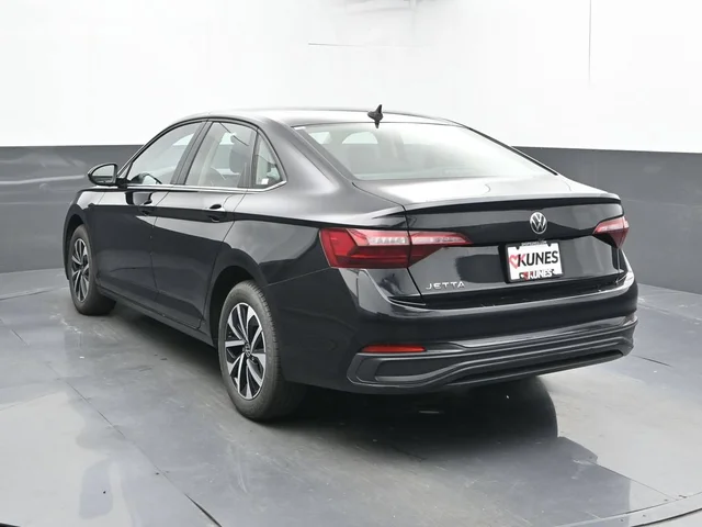 SEMINUEVOS VOLKSWAGEN Jetta a Estados en autogozo