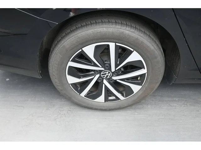 SEMINUEVOS VOLKSWAGEN Jetta a Estados en autogozo
