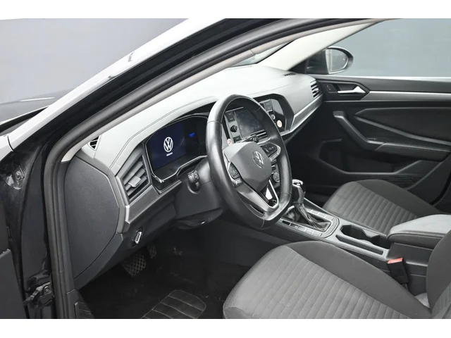 SEMINUEVOS VOLKSWAGEN Jetta a Estados en autogozo