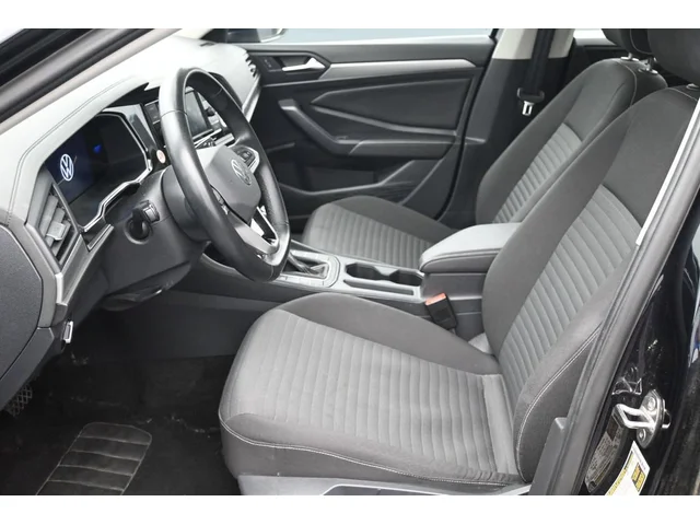 SEMINUEVOS VOLKSWAGEN Jetta a Estados en autogozo