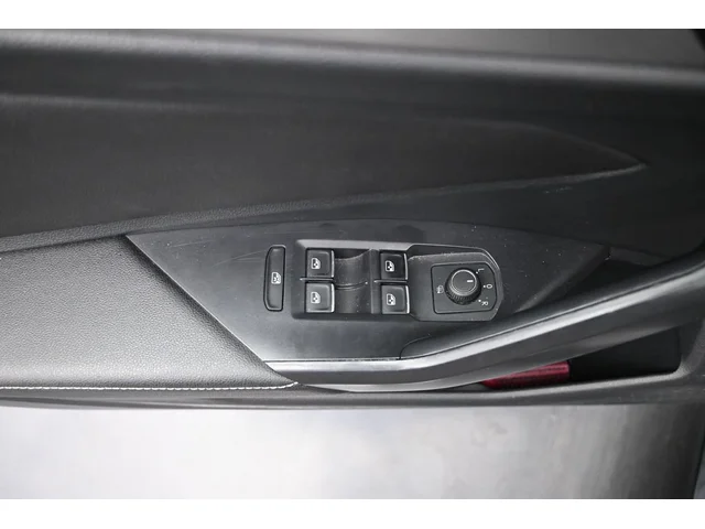 SEMINUEVOS VOLKSWAGEN Jetta a Estados en autogozo
