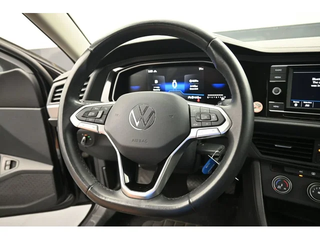 SEMINUEVOS VOLKSWAGEN Jetta a Estados en autogozo