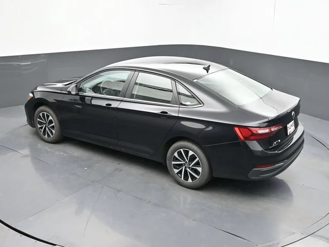 SEMINUEVOS VOLKSWAGEN Jetta a Estados en autogozo