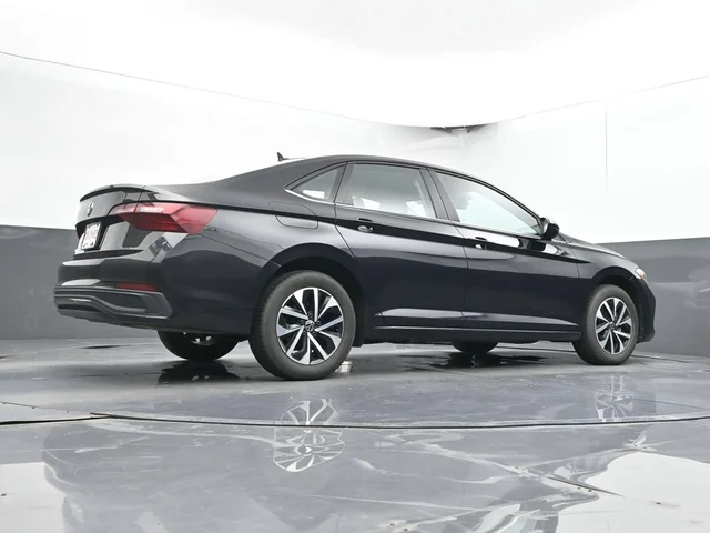 SEMINUEVOS VOLKSWAGEN Jetta a Estados en autogozo