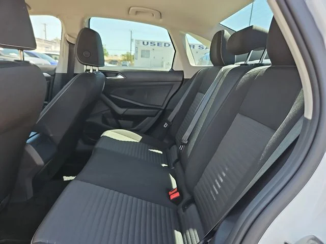 SEMINUEVOS VOLKSWAGEN Jetta a Estados en autogozo
