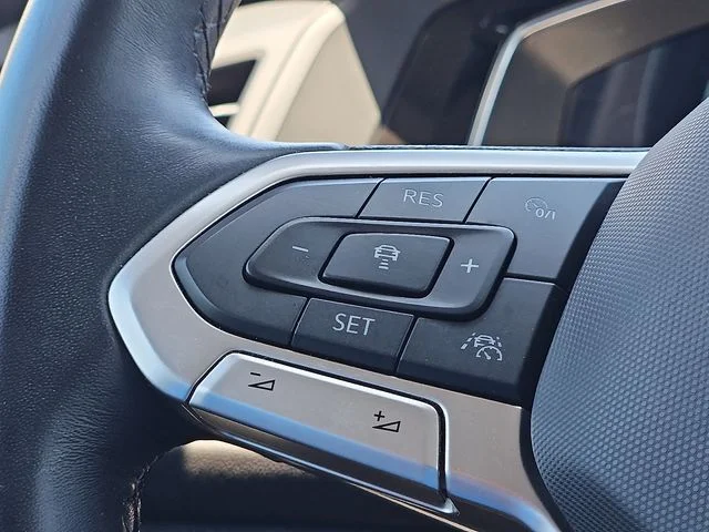 SEMINUEVOS VOLKSWAGEN Jetta a Estados en autogozo