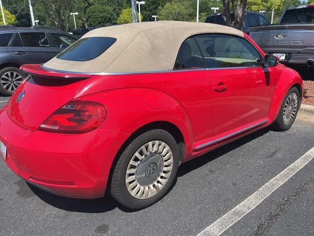 SEMINUEVOS VOLKSWAGEN Beetle a Huntersville en Huntersville Ford