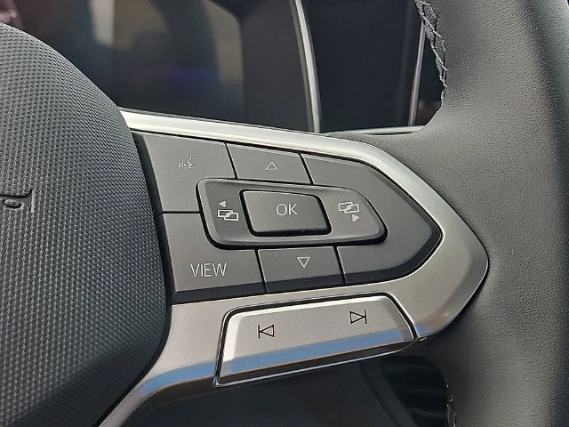 Nuevos VOLKSWAGEN JETTA à Estados chez autogozo