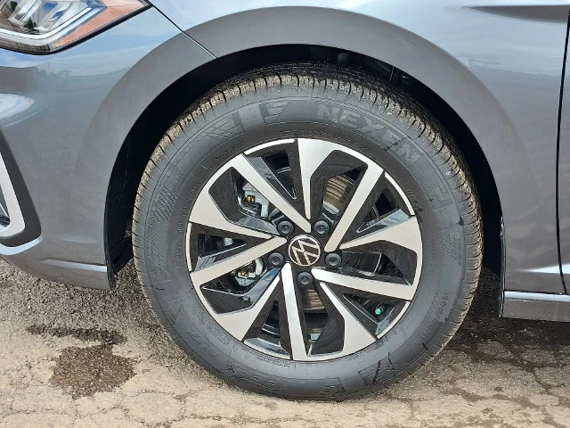 Nuevos VOLKSWAGEN JETTA à Estados chez autogozo