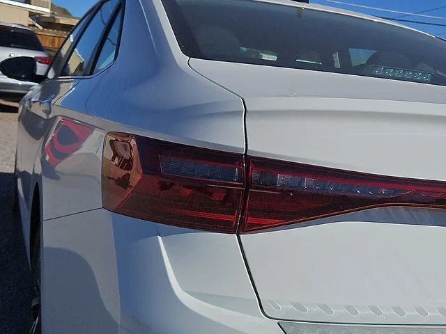 Nuevos VOLKSWAGEN JETTA à Estados chez autogozo