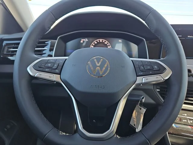 Nuevos VOLKSWAGEN JETTA à Estados chez autogozo
