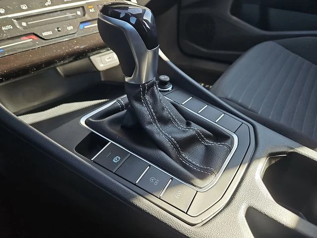 Nuevos VOLKSWAGEN JETTA à Estados chez autogozo