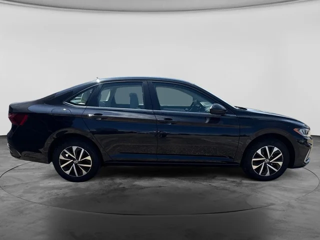 SEMINUEVOS VOLKSWAGEN Jetta a Estados en autogozo