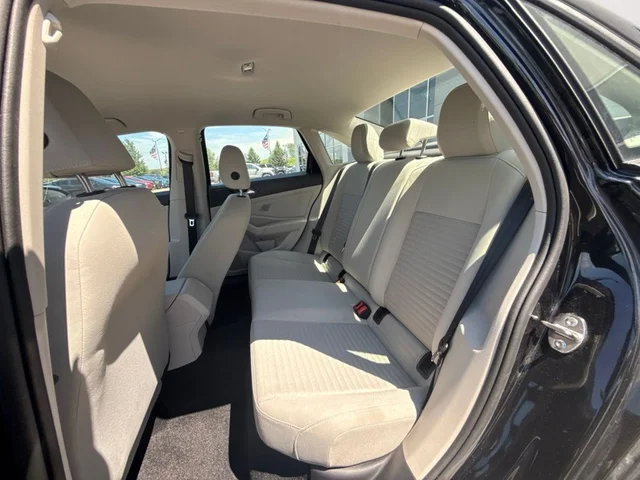 SEMINUEVOS VOLKSWAGEN Jetta a Estados en autogozo