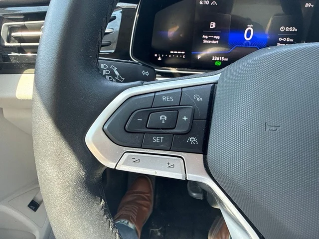 SEMINUEVOS VOLKSWAGEN Jetta a Estados en autogozo