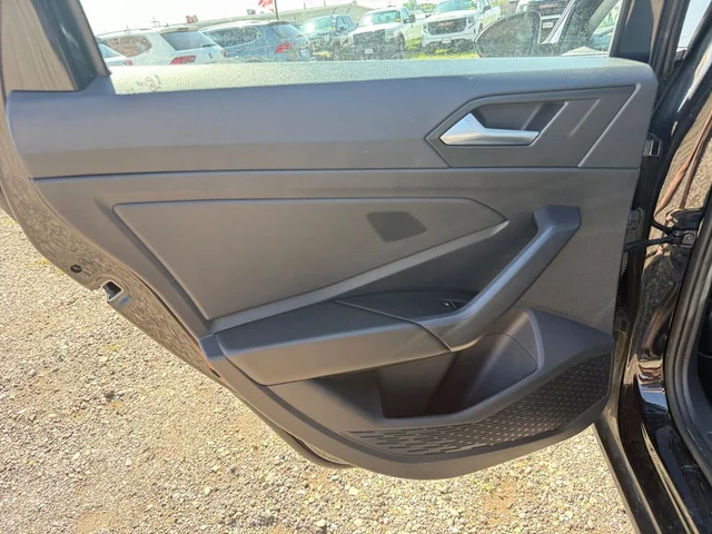 SEMINUEVOS VOLKSWAGEN Jetta a Estados en autogozo
