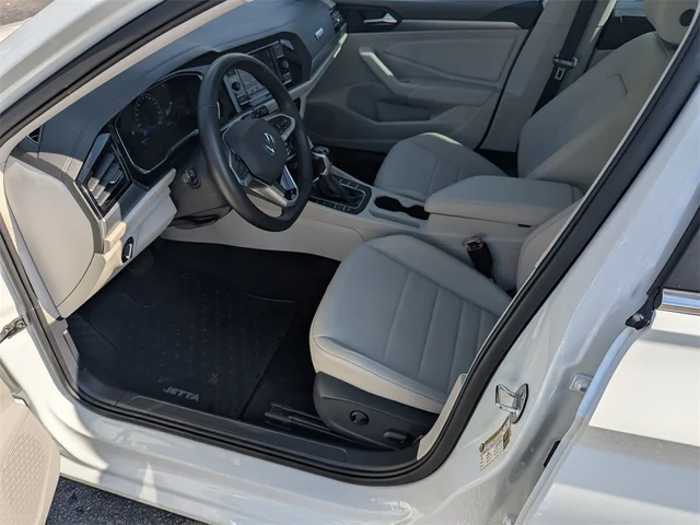 SEMINUEVOS VOLKSWAGEN Jetta at Kennesaw, in Town Center Nissan