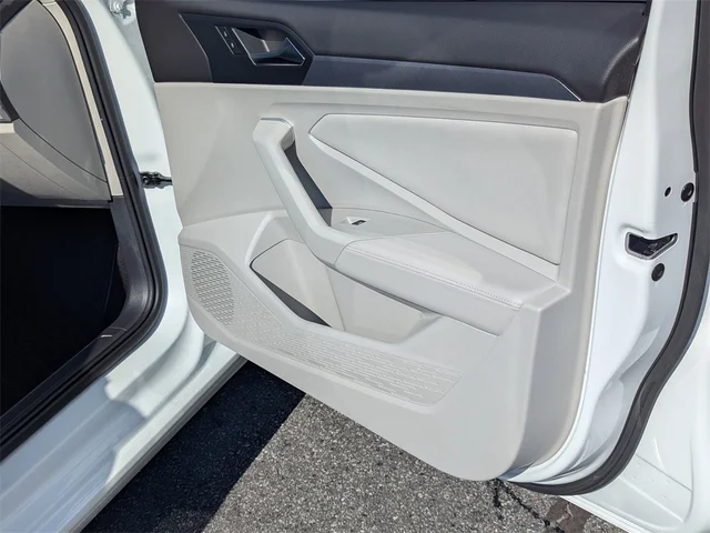 SEMINUEVOS VOLKSWAGEN Jetta at Kennesaw, in Town Center Nissan