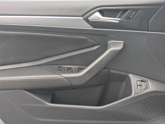 SEMINUEVOS VOLKSWAGEN Jetta a Estados en autogozo