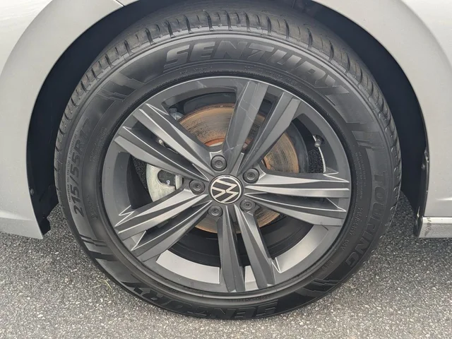 SEMINUEVOS VOLKSWAGEN Jetta a Estados en autogozo