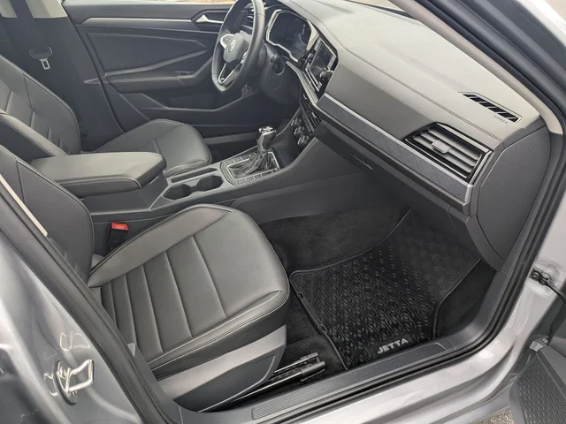 SEMINUEVOS VOLKSWAGEN Jetta a Estados en autogozo