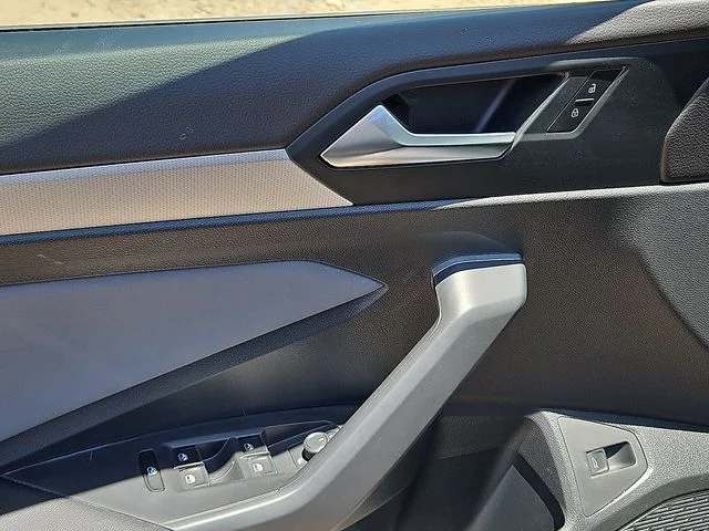 Nuevos VOLKSWAGEN JETTA à Estados chez autogozo