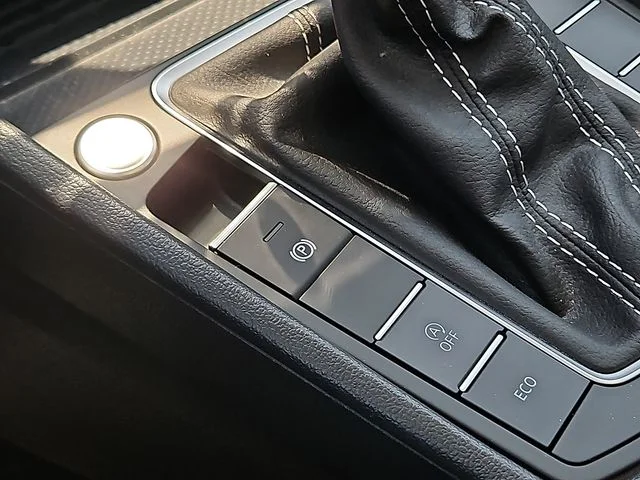 Nuevos VOLKSWAGEN JETTA à Estados chez autogozo