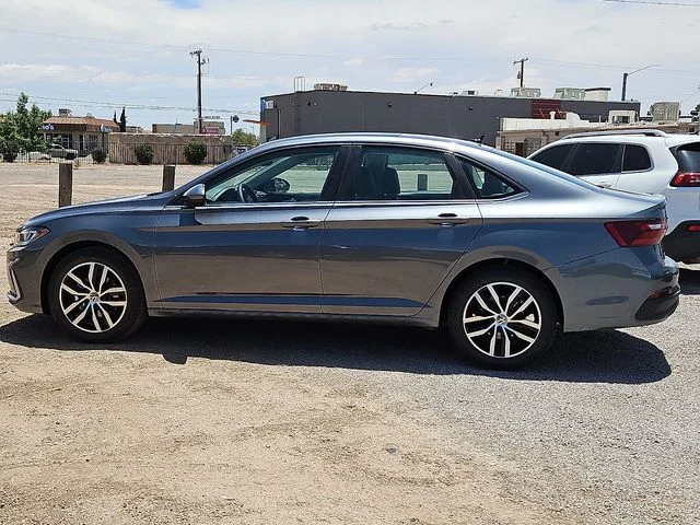 Nuevos VOLKSWAGEN JETTA à Estados chez autogozo