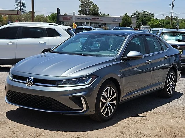 Nuevos VOLKSWAGEN JETTA à Estados chez autogozo