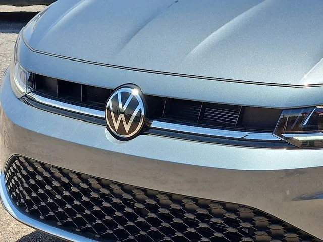 Nuevos VOLKSWAGEN JETTA à Estados chez autogozo