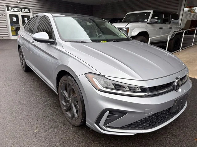SEMINUEVOS VOLKSWAGEN Jetta a Vauxhall en Maplecrest Ford Lincoln of Union
