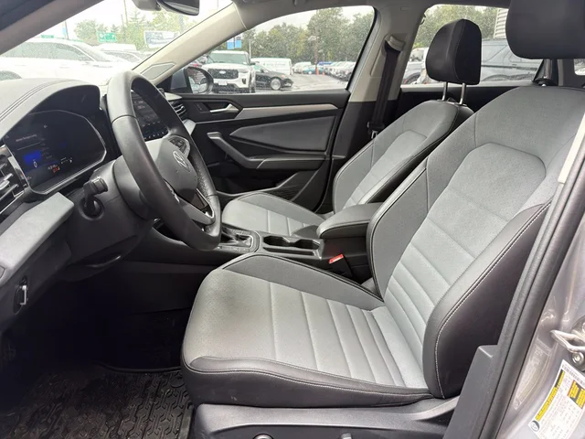 SEMINUEVOS VOLKSWAGEN Jetta a Vauxhall en Maplecrest Ford Lincoln of Union