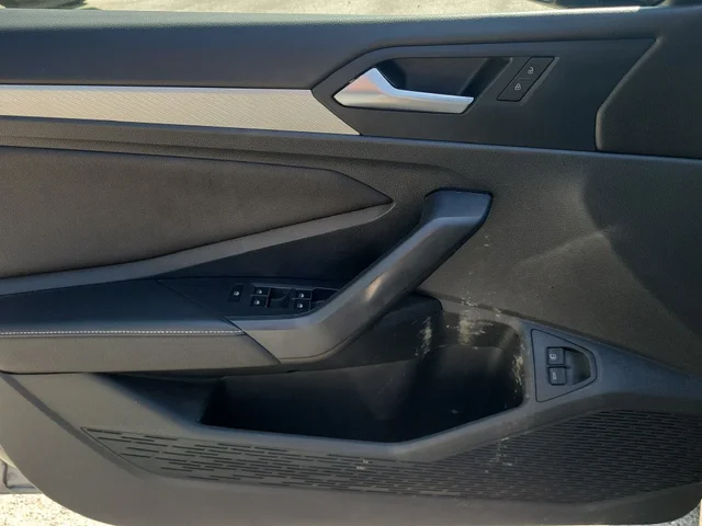 SEMINUEVOS VOLKSWAGEN Jetta a Estados en autogozo