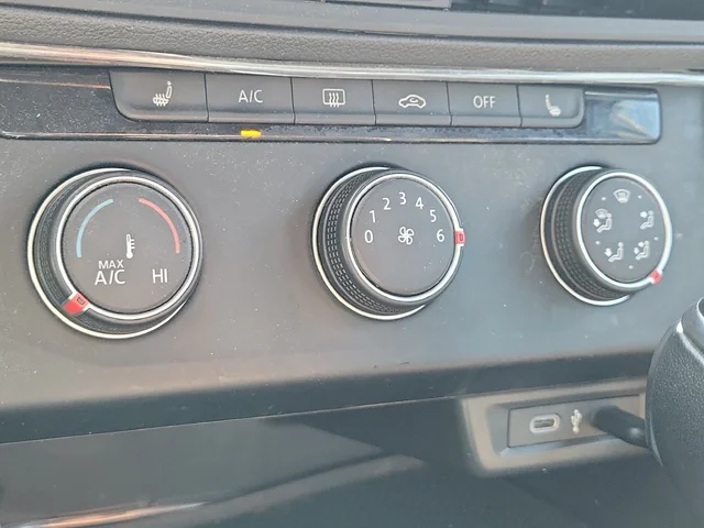 SEMINUEVOS VOLKSWAGEN Jetta a Estados en autogozo