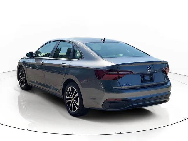 SEMINUEVOS VOLKSWAGEN Jetta a Estados en autogozo