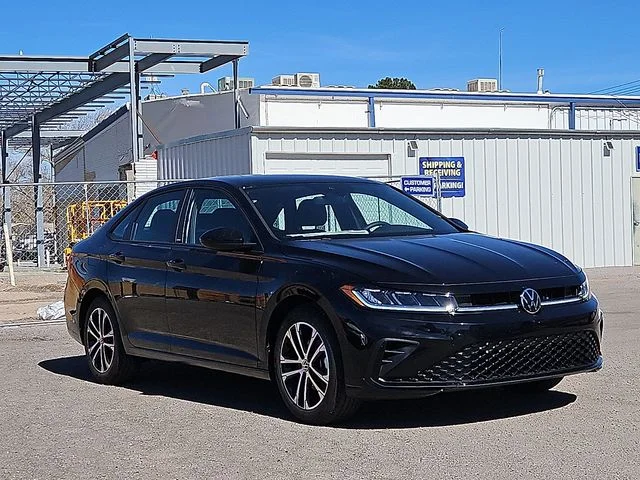 Nuevos VOLKSWAGEN JETTA à Estados chez autogozo