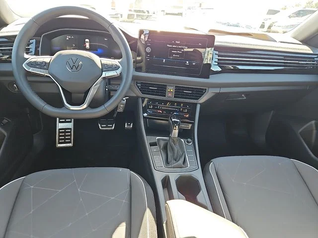 Nuevos VOLKSWAGEN JETTA à Estados chez autogozo