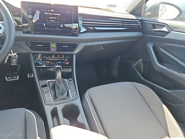 Nuevos VOLKSWAGEN JETTA à Estados chez autogozo
