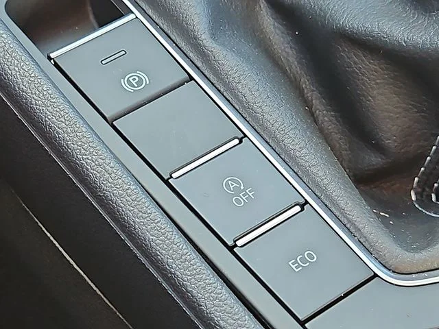 Nuevos VOLKSWAGEN JETTA à Estados chez autogozo